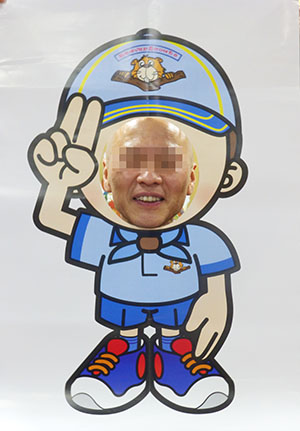 顔出しパネル